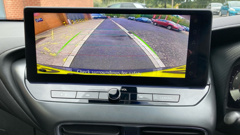 Nissan Juke 1.0 DiG-T N-Connecta 5dr DCT Petrol Hatchback